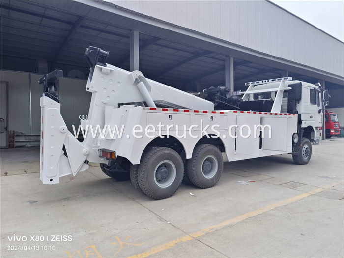 Recovery Towing Truck